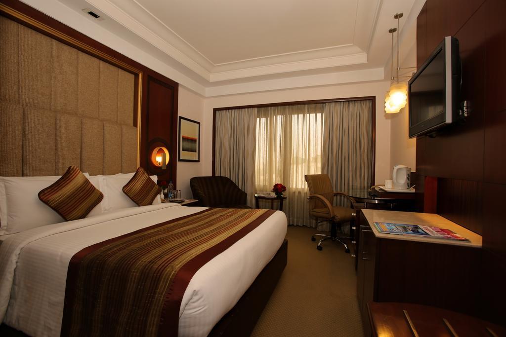 Hotel The Acura, Bmk Gurgaon Exterior foto