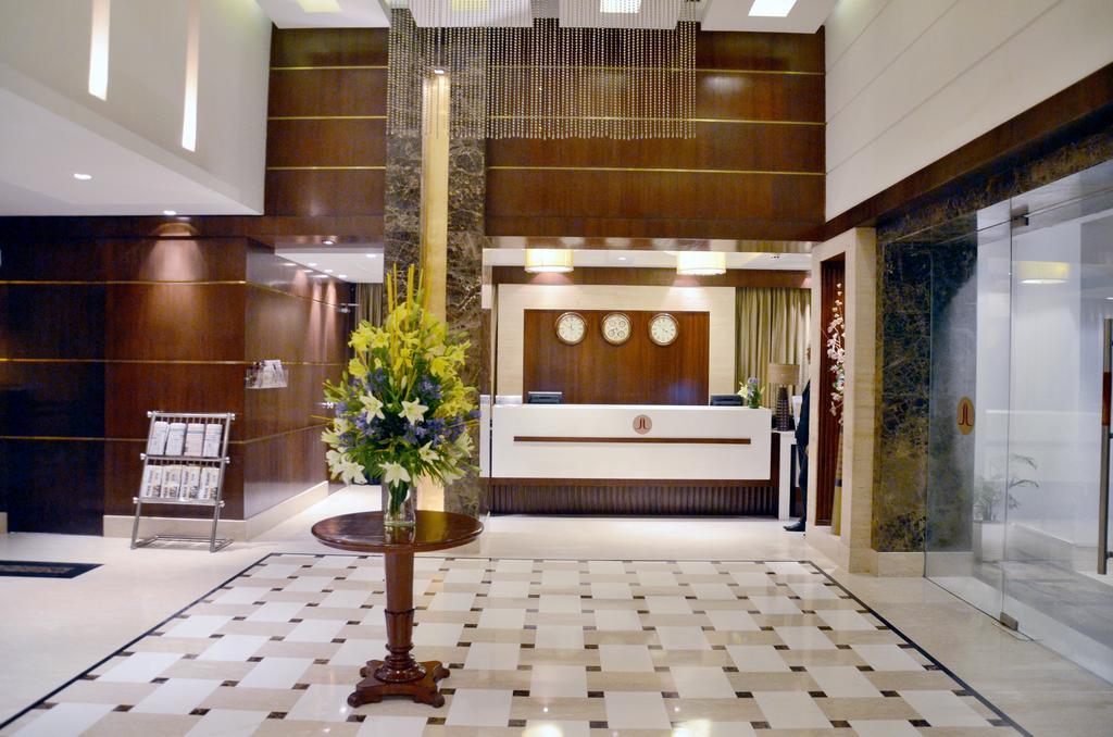 Hotel The Acura, Bmk Gurgaon Exterior foto